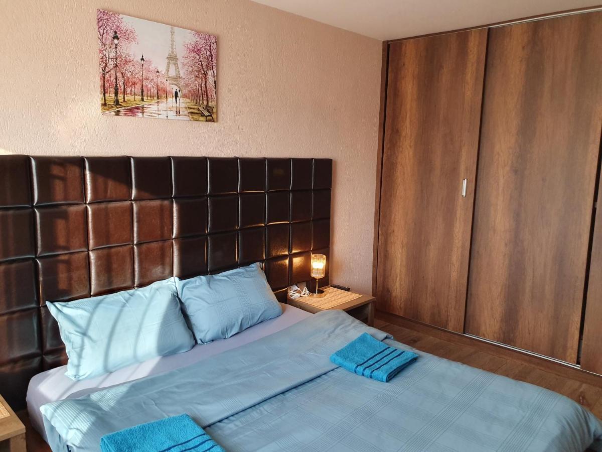 Central Apartament Cristian Arad Kültér fotó